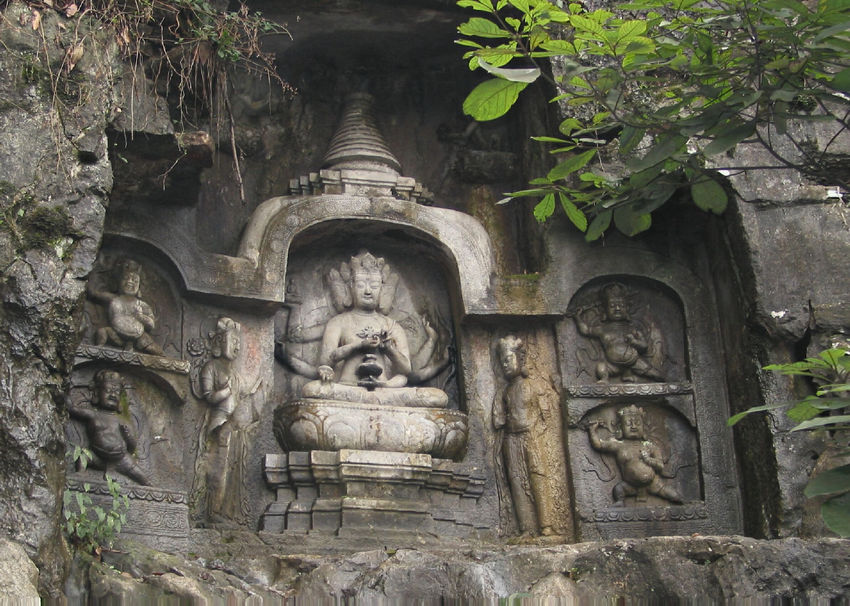 Ushnishavijaya.
